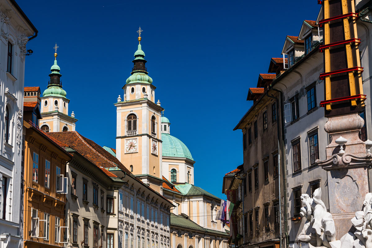 cathédrale saint-nicolas de ljubljana